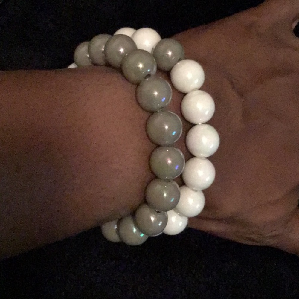 String bracelets - Picture 3 of 6